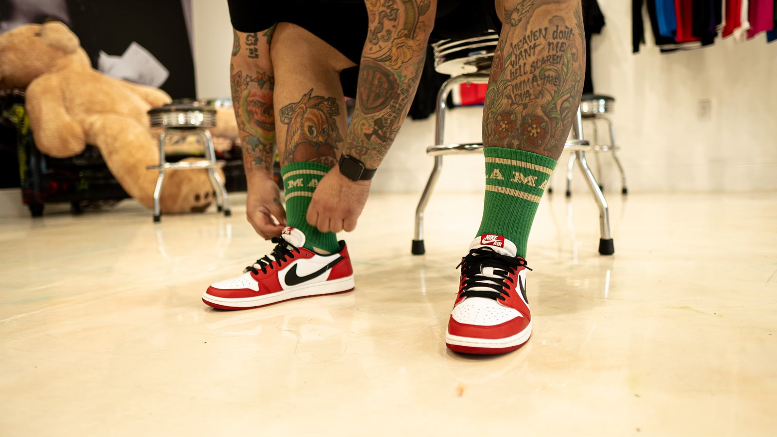 Load image into Gallery viewer, Nola Made Socks &quot;BEEF &amp; BROCCOLI&quot;
